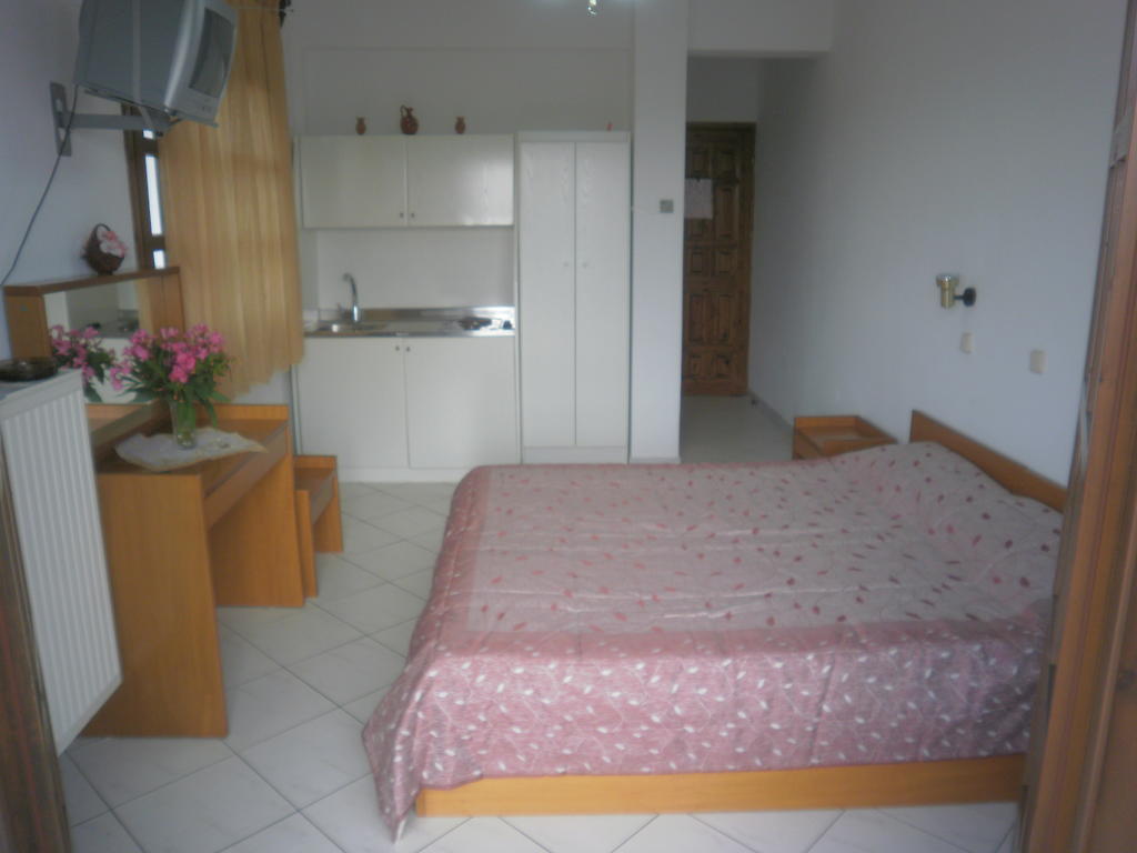 Skala Rachoni  Villa Thomi חדר תמונה